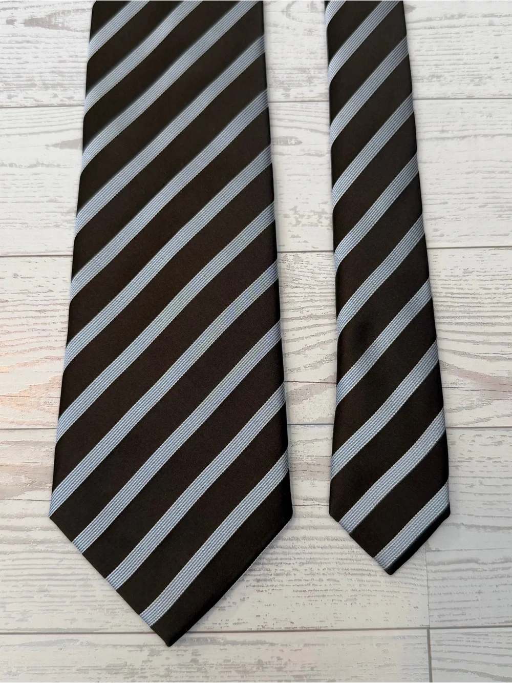 Giorgio Armani, Striped, 100% Silk Necktie Brown Blue